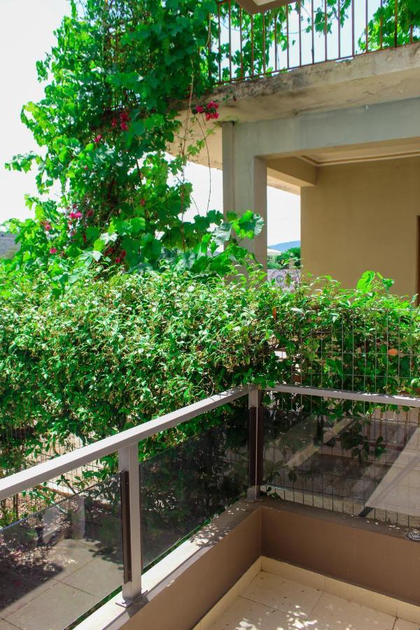 Apanema Apartments Vivári Exterior foto